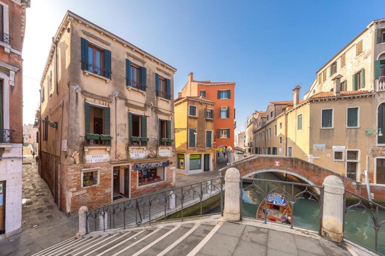 B And B Casanova Ai Tolentini Venedig Exteriör bild